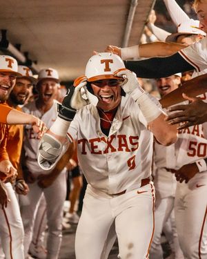 Image post by @texasbaseball on Instagram