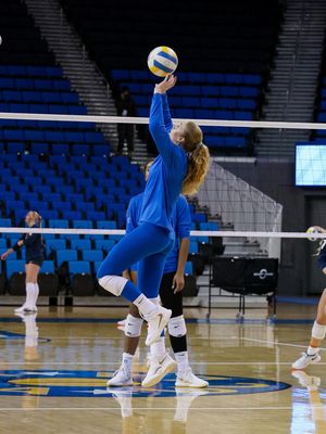 Image post by @uclawomensvb on Instagram