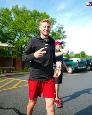 Image post by @razorbackmtennis on Instagram