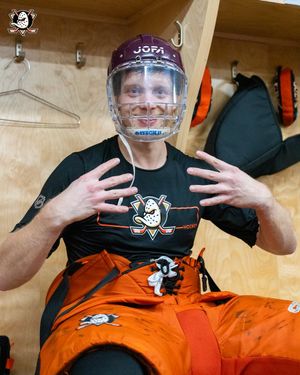Image post by @AnaheimDucks on Twitter/X