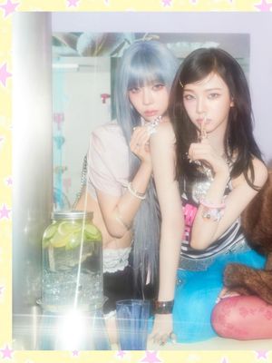 Image post by @ellemenhk on Instagram