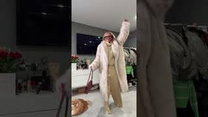 Video post by @shop.with.caroline on YouTube