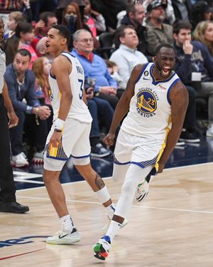 Image post by @warriorsshop on Twitter