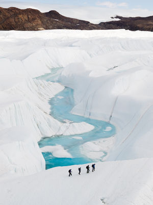 Image post by @white.desert.antarctica on Instagram