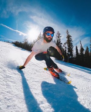 Image post by @j_skis on Instagram