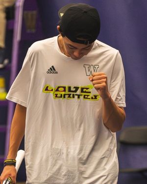 Image post by @uw_mtennis on Instagram
