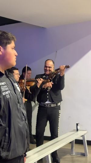 Video post by @sarah_delangel on Facebook