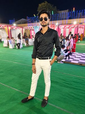 Image post by @itz__deepak__302 on Instagram