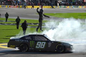 Image post by @LVMotorSpeedway on Facebook