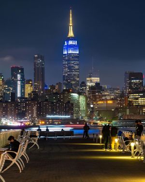 Image post by @empirestatebldg on Instagram
