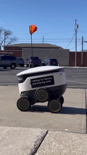 Video post by @starshiprobots on TikTok