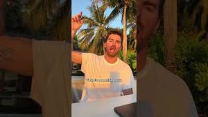 Video post by @thechainsmokers on YouTube