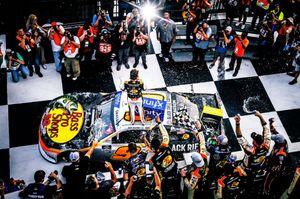Image post by @noahgragson on Instagram