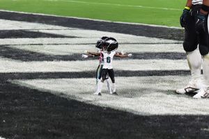 Video post by @philadelphiaeagles on TikTok