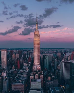 Image post by @empirestatebldg on Instagram