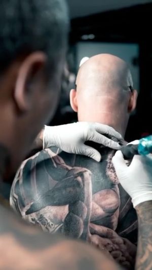 Video post by @skindesigntattoos on Instagram