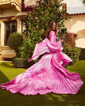 Image post by @zlatafashionstylist on Instagram