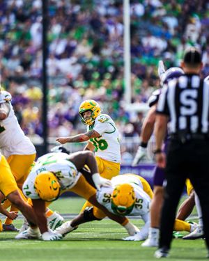 Image post by @oregonfootball on Twitter