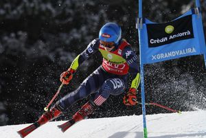 Image post by @usskiteam on Instagram
