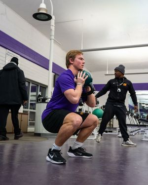 Image post by @onazfootball on Instagram