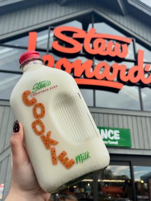 Image post by @stewleonards on Instagram