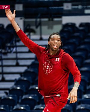 Image post by @tumbbhoops on Instagram