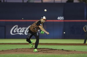 Image post by @clubnaranjeros on Instagram