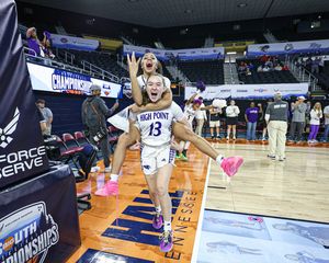 Image post by @hpuwbb on Instagram