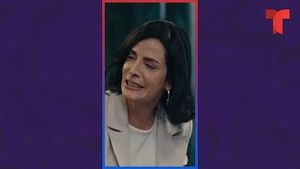 Video post by @telemundo on YouTube