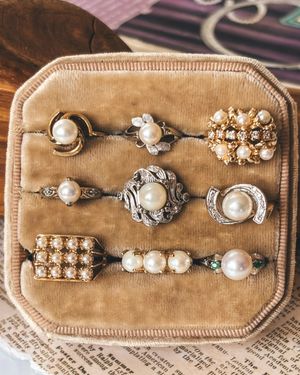Image post by @maejeanvintage on Instagram