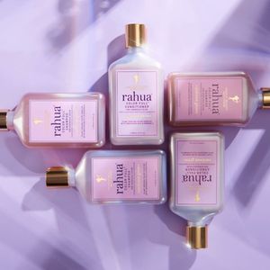 Video post by @RahuaBeauty on Facebook