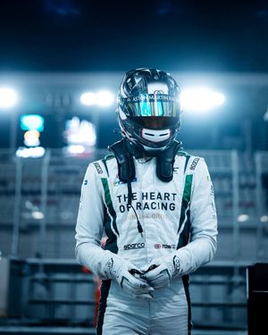 Image post by @astonmartin on Twitter