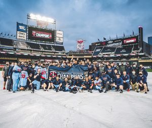 Image post by @twins on Instagram