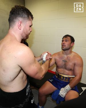 Image post by @daznboxing on Instagram