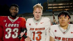 Image post by @unmlobofb on Instagram