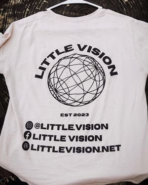 Image post by @Little Vision on Facebook