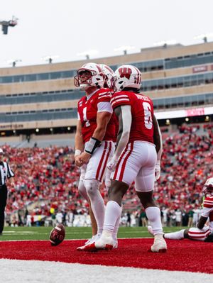 Image post by @badgerfootball on Instagram
