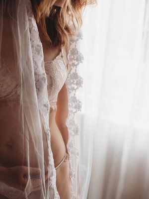 Image post by @boudoirart_photography_ on Instagram