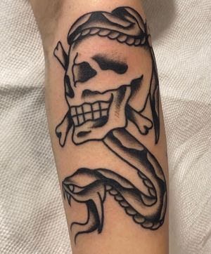 Image post by @tauntontattooco on Instagram