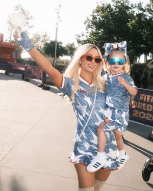 Image post by @parishilton on Instagram