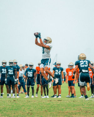 Image post by @navyfb on Instagram