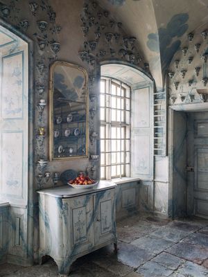 Image post by @_stay_inside on Instagram