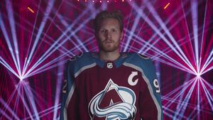 Text post by @Avalanche on Twitter