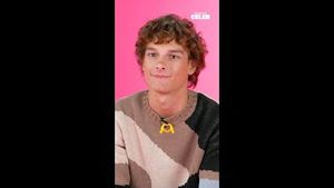 Video post by @buzzfeedceleb on YouTube