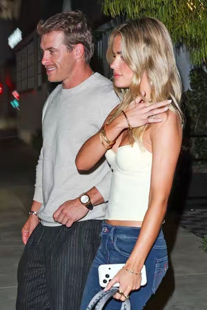 Image post by @people on TikTok