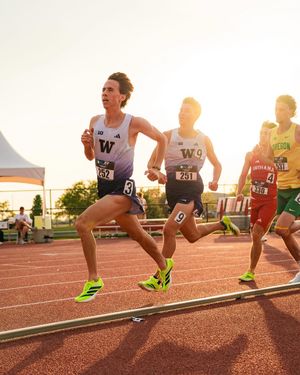 Image post by @uwtrack on Instagram