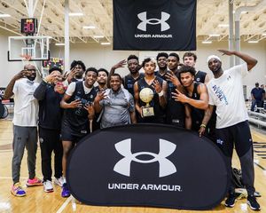 Image post by @uanextboyshoops on Instagram
