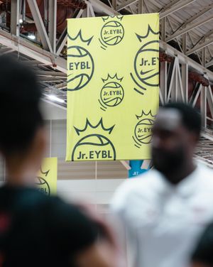 Image post by @nikegirlseybl on Instagram