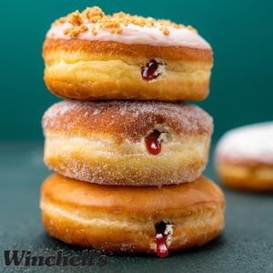 Image post by @winchellsdonuthouse on Instagram