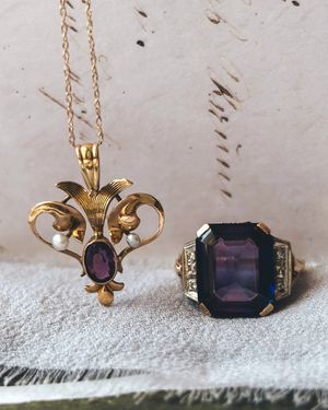 Image post by @maejeanvintage on Instagram